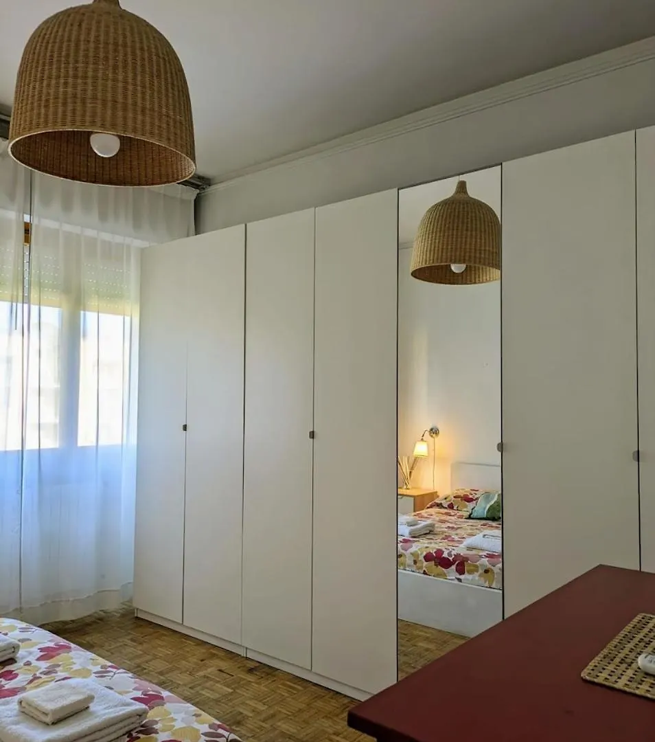 Appartamento Viale Puccini - Free Gated Parking - 3 Minutes From Center لوكا 0*,  إيطاليا