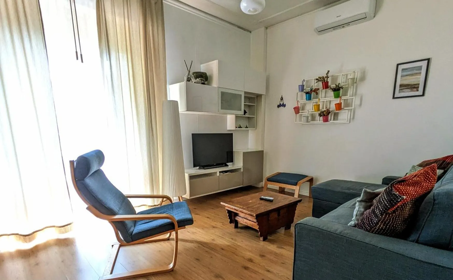 Appartamento Viale Puccini - Free Gated Parking - 3 Minutes From Center لوكا شقة